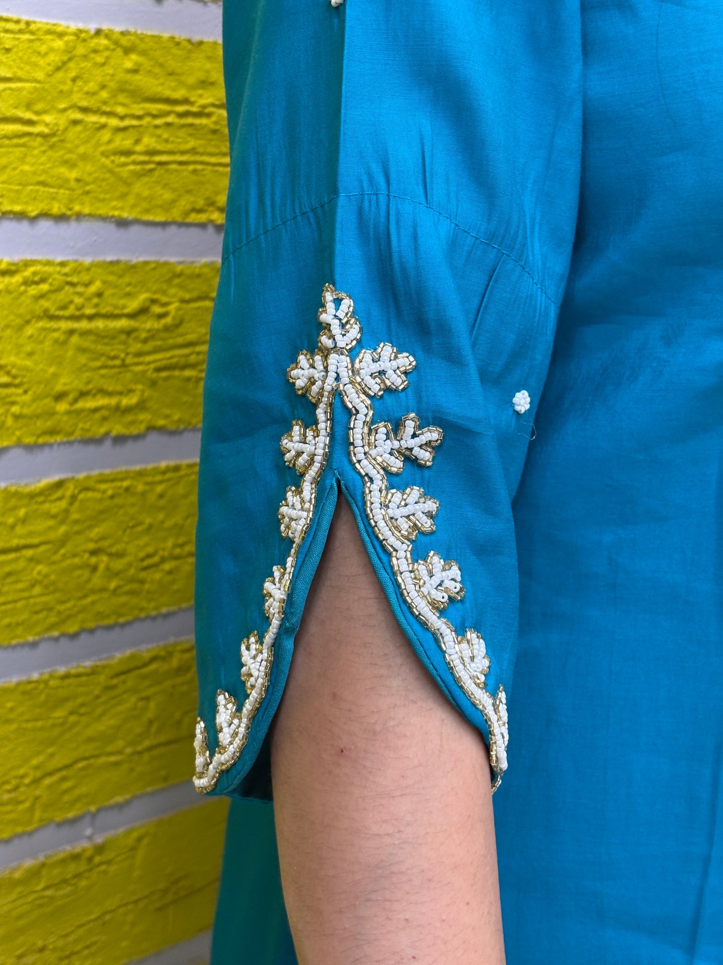 Teal Blue Roman Silk Embroidered Kurti Set with Dupatta Kurti Set AAKS0UZJ4