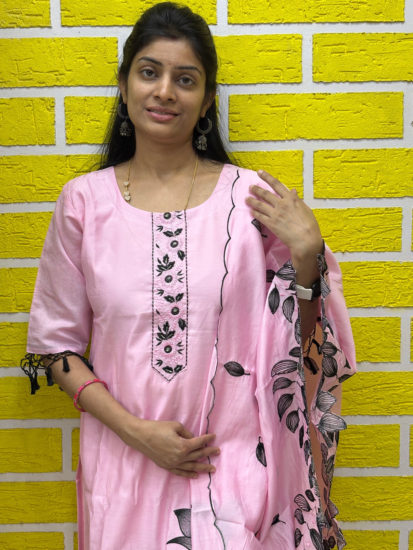 Soft Pink Printed Kurti Set with Contrast Dupatta Kurti Set AAKS0LP6
