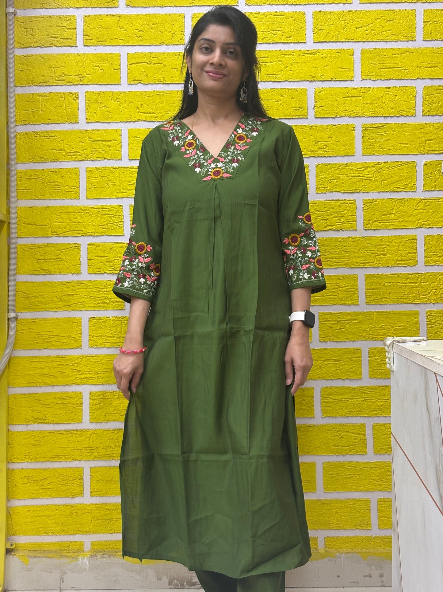 Co-ord Set-AACS0V24251 Roman Silk with Embroidery work Green Color