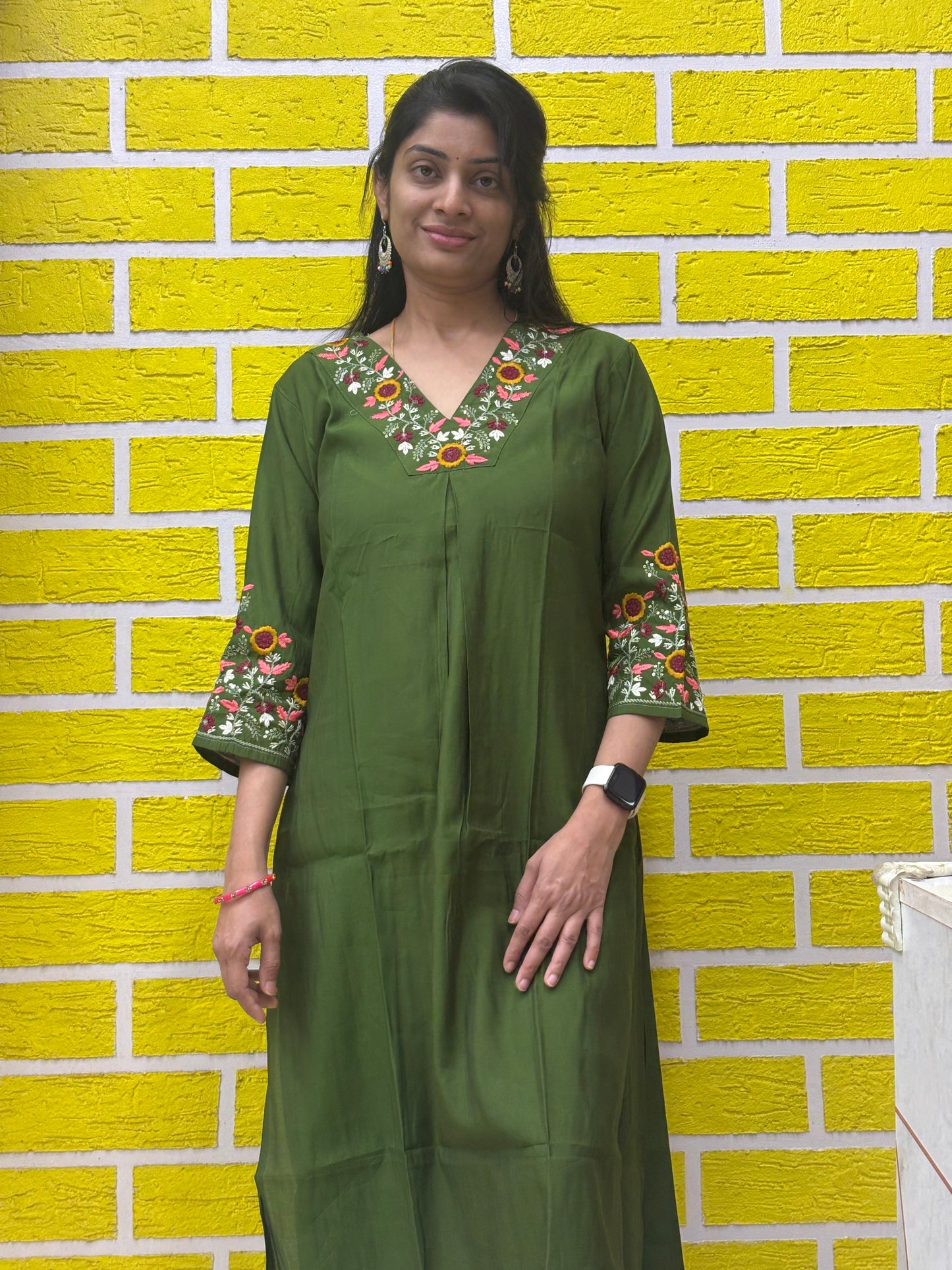 Co-ord Set-AACS0V24251 Roman Silk with Embroidery work Green Color