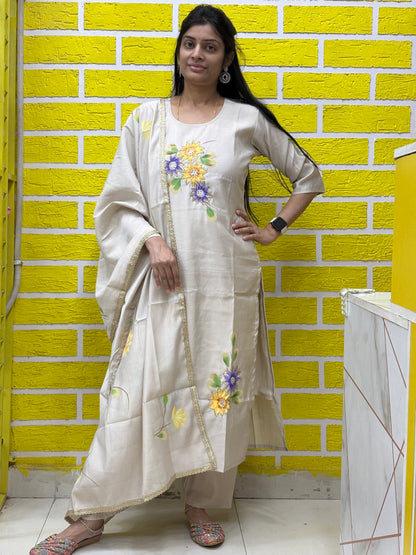 Beige Floral Printed Kurti Set with Matching Dupatta Kurti Set AAKS0UL4