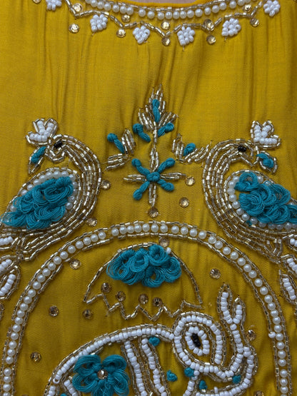 Mul Chanderi Kurti Set with Contrast Dupatta AAKS0VCE7