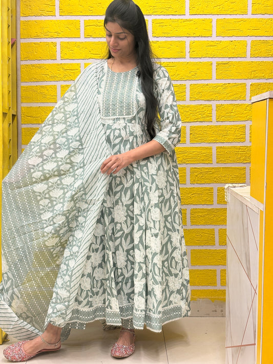 Floral Printed Cotton Anarkali Kurti Set with Dupatta AAKS0VF6