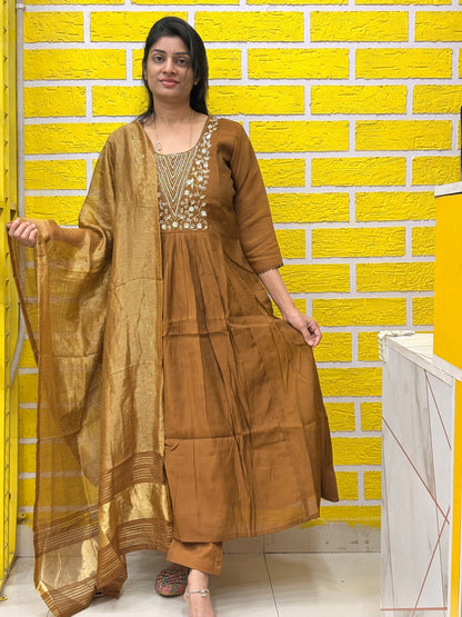 Brown Embroidered Mul Chanderi Kurti Set with Zari Dupatta AAKS0UO6