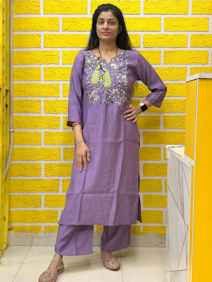 Lavender Embroidered Berlin Fabric Coord Set AACS0UO9