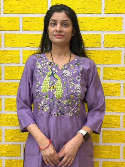 Lavender Embroidered Berlin Fabric Coord Set AACS0UO9