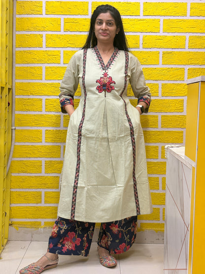 Cream & Navy Floral Printed Cotton Coord Set AACS50551